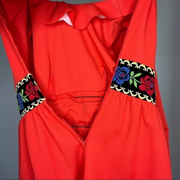Vintage Red Embroidered Waist Long Sleeve Dress - Picture 10 of 14